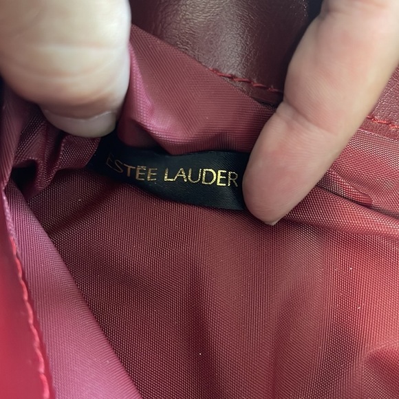 Estée Lauder womens cranberry pocketbook - Picture 8 of 10